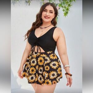 Black Sunflower Print swim top!